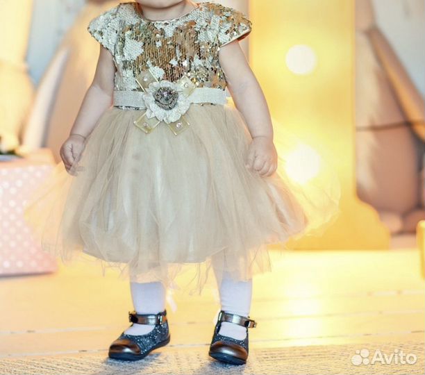 Нарядное платье для девочки