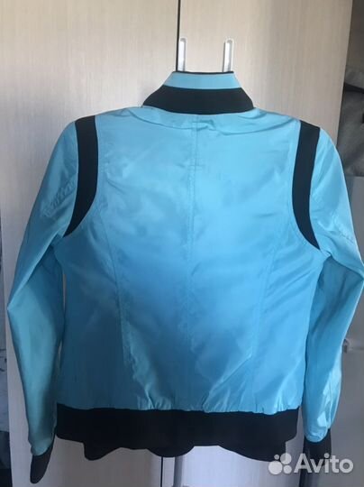 Куртка ветровка женская размер S