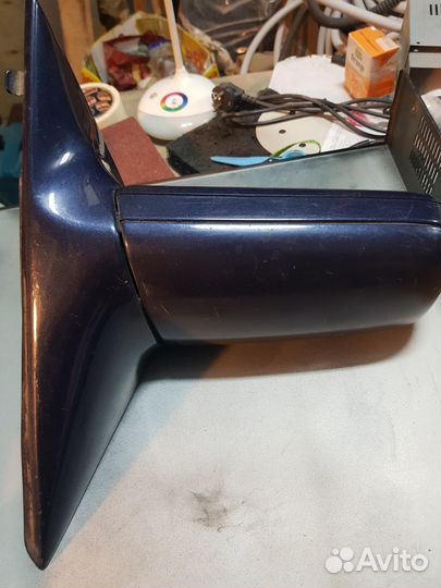 Зеркало заднего вида