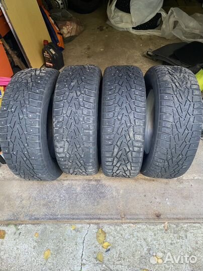 Nokian Tyres Hakkapeliitta 7 SUV 215/65 R16