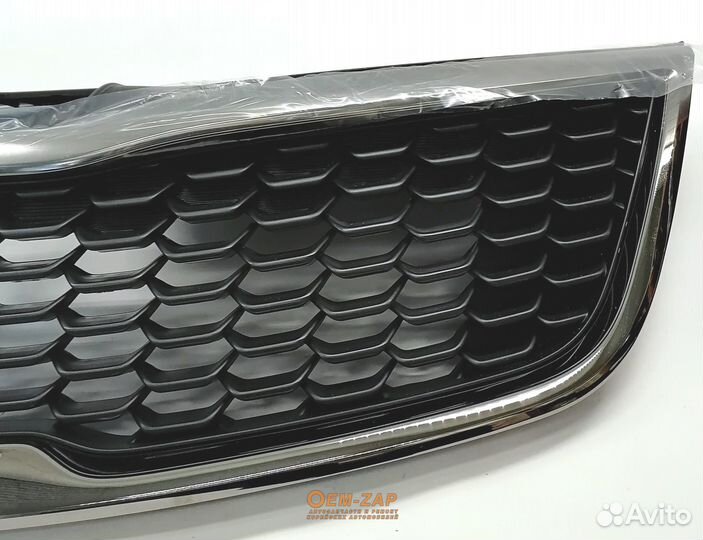 Решетка радиатора Киа Рио Kia Rio