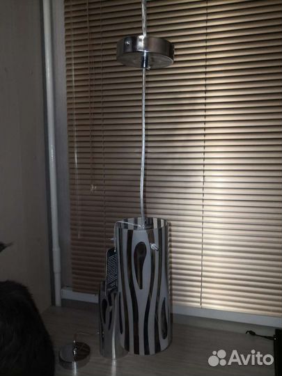 Светильник на шнуре