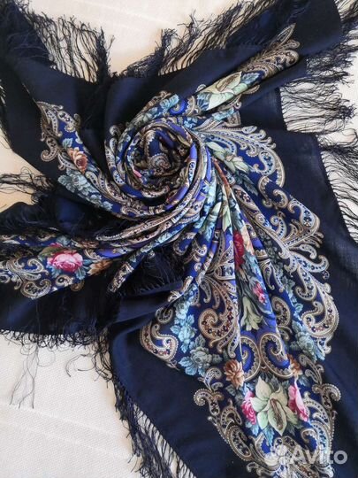 Новый шерстяной павловопосадский платок