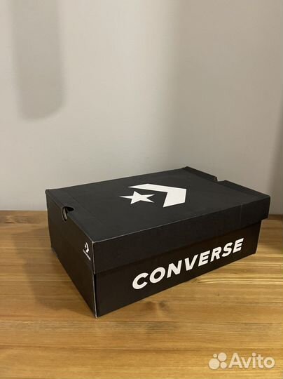 Converse Run star motion