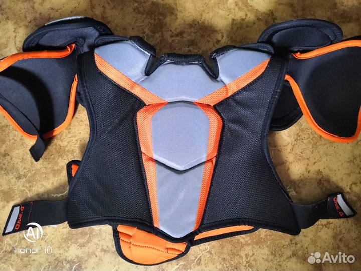 Хоккейные Нагрудник