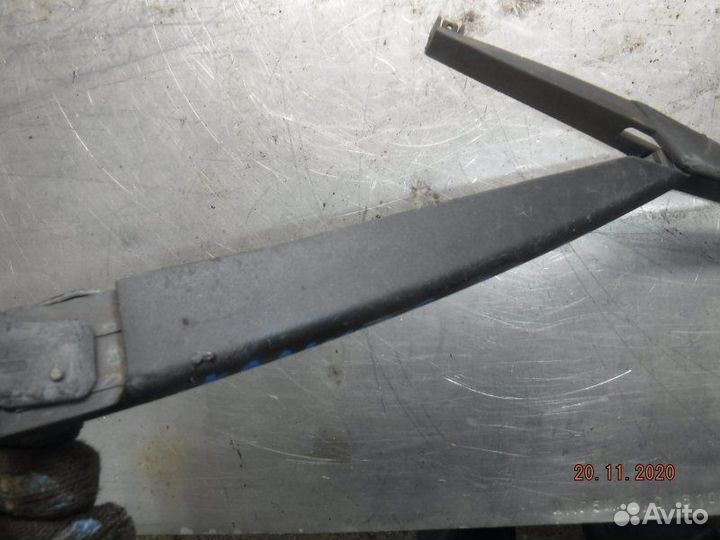 Поводок дворника задний Лада Калина Спорт 21126