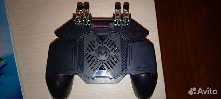 Игровой джойстик для телефона