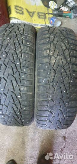 Nokian Tyres Hakkapeliitta 7 SUV 195/60 R15 92T