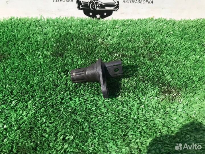 Датчик положения распредвала BMW 6