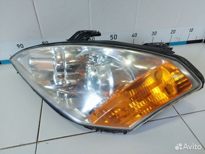 Фара левая Kyron 2007-2015 8310309102