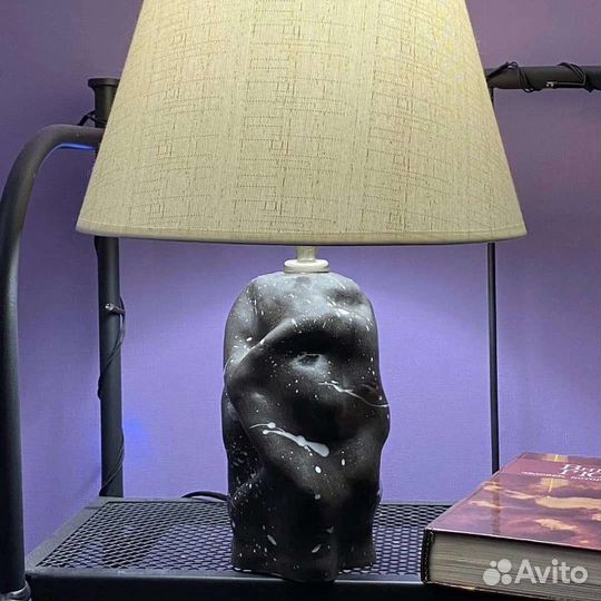 Авторская лампа настольная ручн. лепки, с абажуром