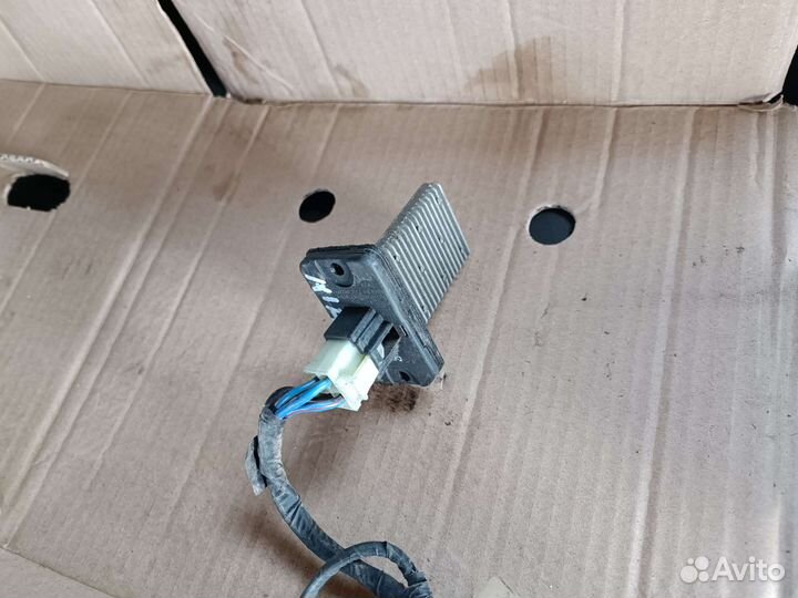 Резистор печки киа сефия