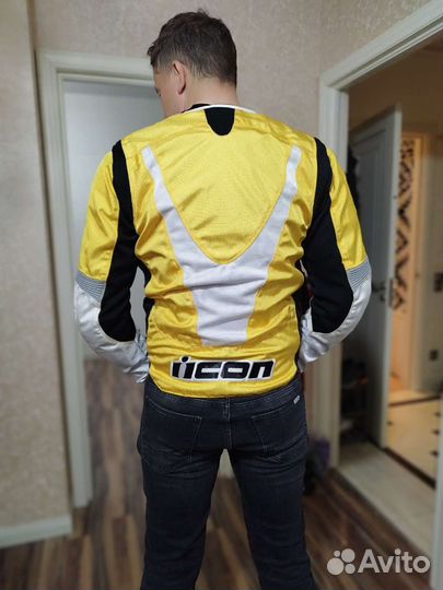 Мужская мотокуртка icon