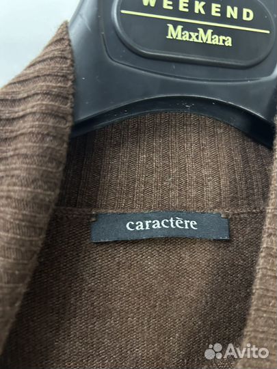 Водолазка Caractere