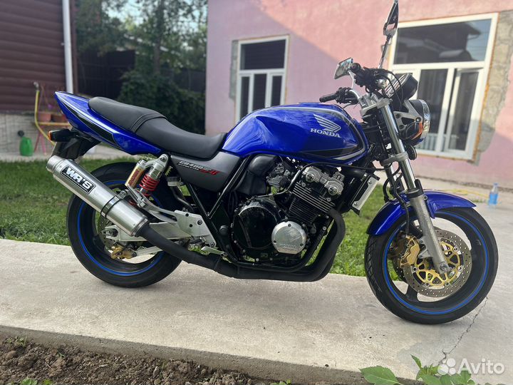 Honda cb 400 vtec2