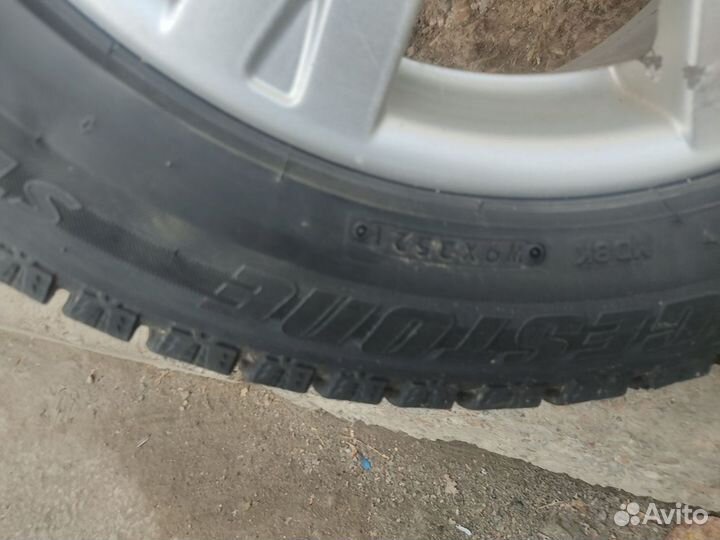 Bridgestone Blizzak Revo GZ 205/55 R16