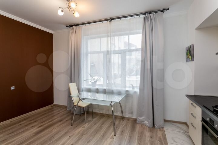 3-к. квартира, 101,1 м², 1/5 эт.