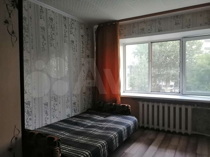 Комната 14 м² в 5-к., 2/5 эт.