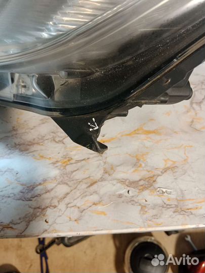 Левая фара Opel Astra J Универсал