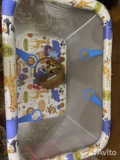 Манеж детский складной