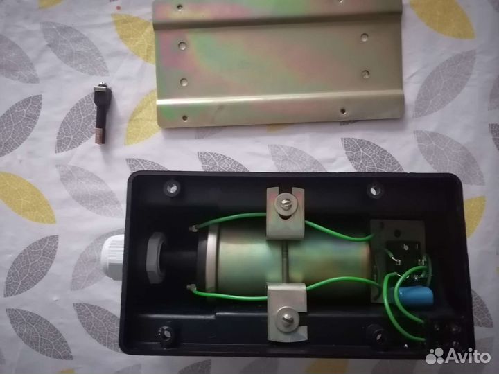 Блок высоковольтного усилителя