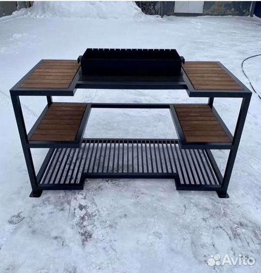 Мангал с крышей