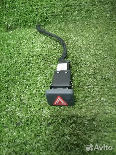 Кнопка аварийной сигнализации 8E0941509 Audi A4 B6