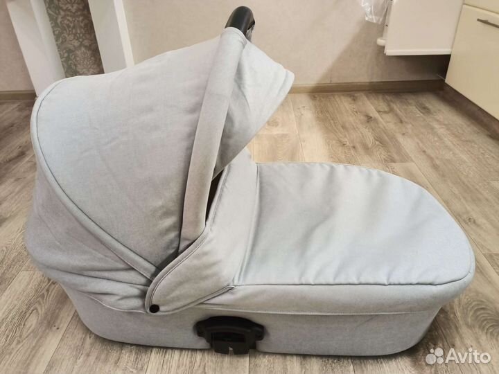 Люлька на коляску X-lander новая с биркой, X-pram