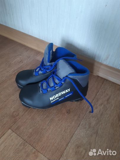 Ботинки лыжные р.34