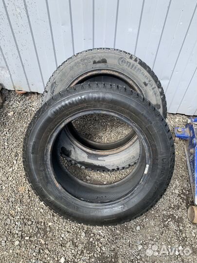 Continental ContiIceContact 215/60 R16