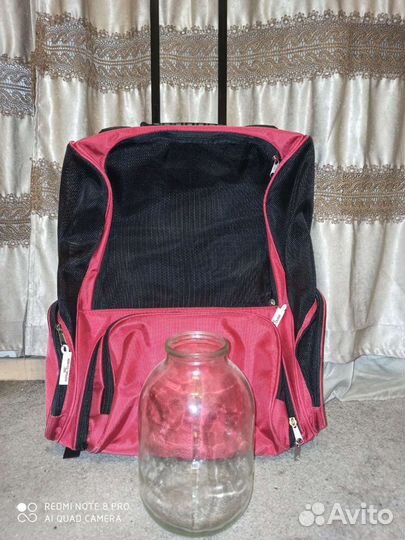 Переноска-Рюкзак- сумка на колесах для мелких живо