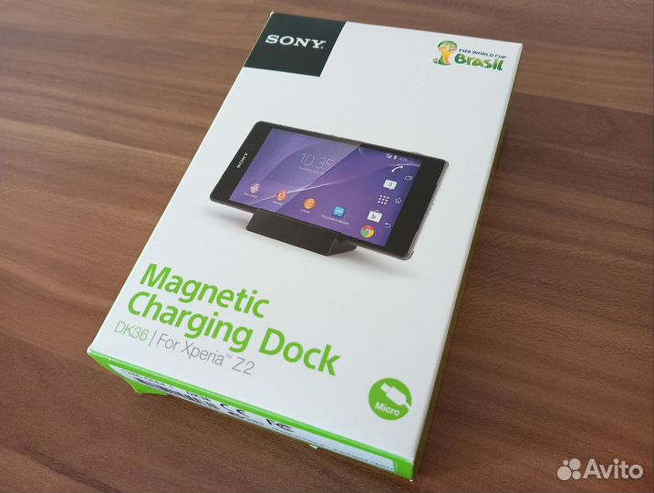 Магнитная зарядная док-станция Sony DK36