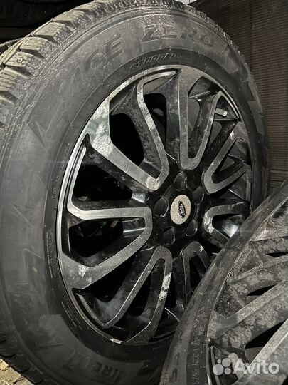 Колеса в сборе зимние Land Rover Pirelli Ice Zero