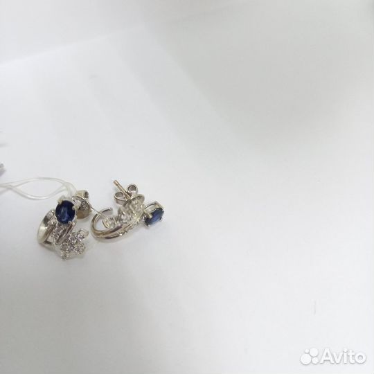 Золотые серьги585