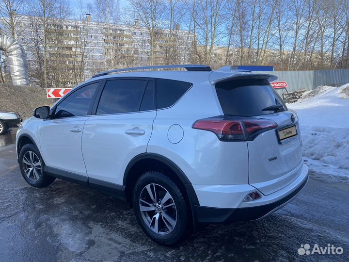 Toyota RAV4 2.5 AT, 2019, 50 000 км