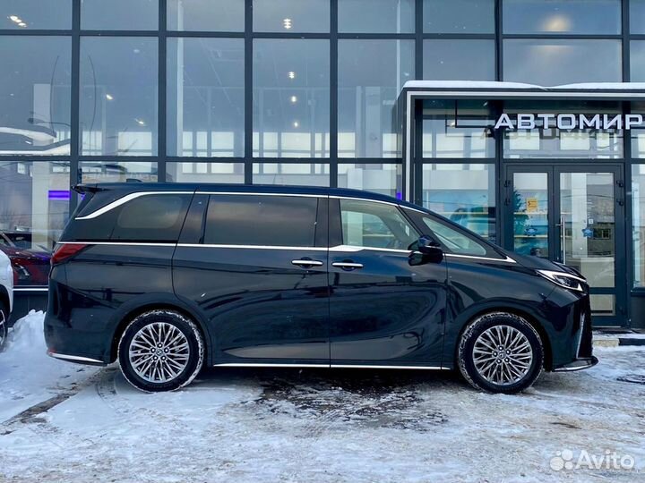 Lexus LM 2.5 CVT, 2024