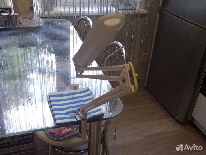 Лампа для ногтей