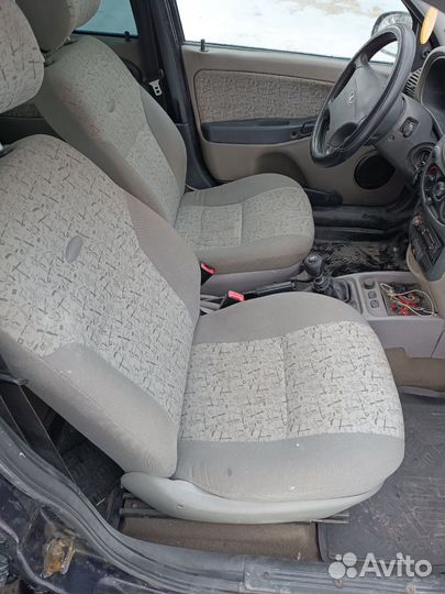 LADA Kalina 1.6 МТ, 2007, 176 987 км