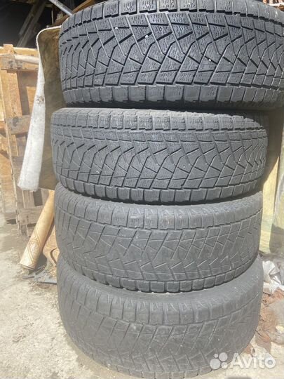 Bridgestone Blizzak LM-25 4x4 165/65 R17