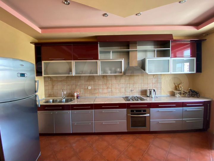 3-к. квартира, 122 м² (Грузия)