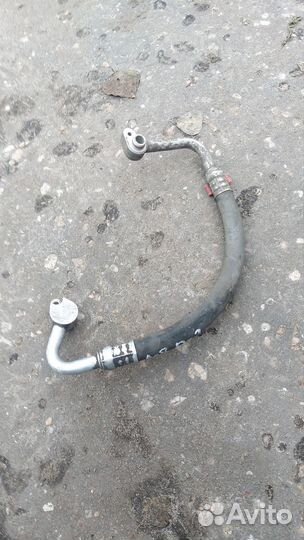 Трубка кондиционера.Audi A8 D3. Двигатель 4.2