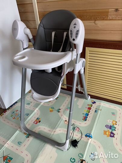 Стульчик для кормления - электрокачели 2 в 1