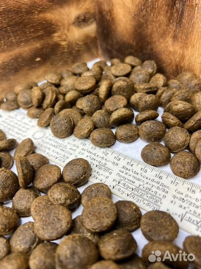 Сухой корм для собак крупных пород