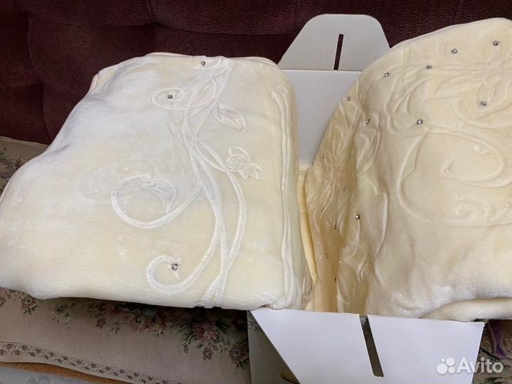 Покрывало на двуспальную кровать