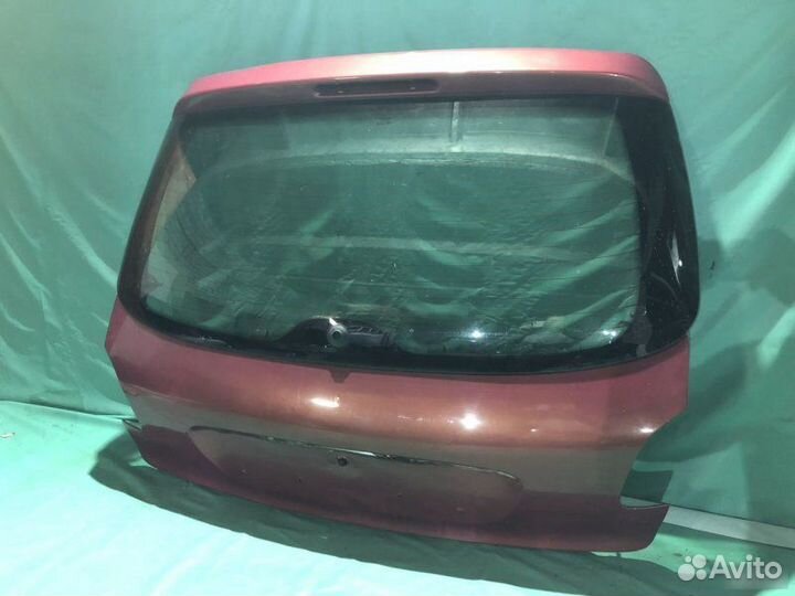 Дверь багажника Peugeot 206