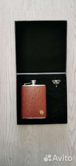 Фляга в подарочной упаковке с воронкой