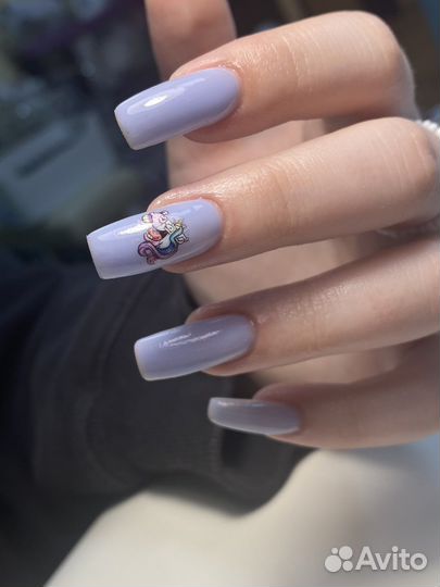 Начинающий мастер маникюра