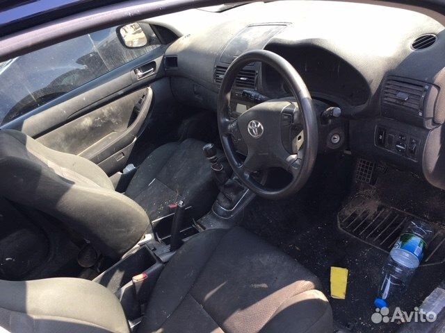 Разбор на запчасти Toyota Avensis 2