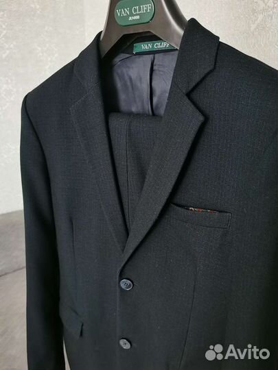 Костюм школьный