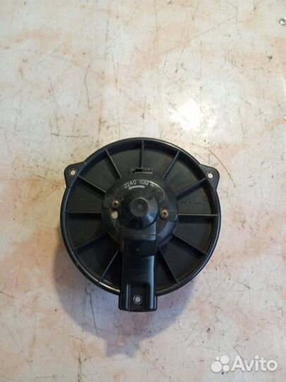 Моторчик печки Mitsubishi Galant 1992